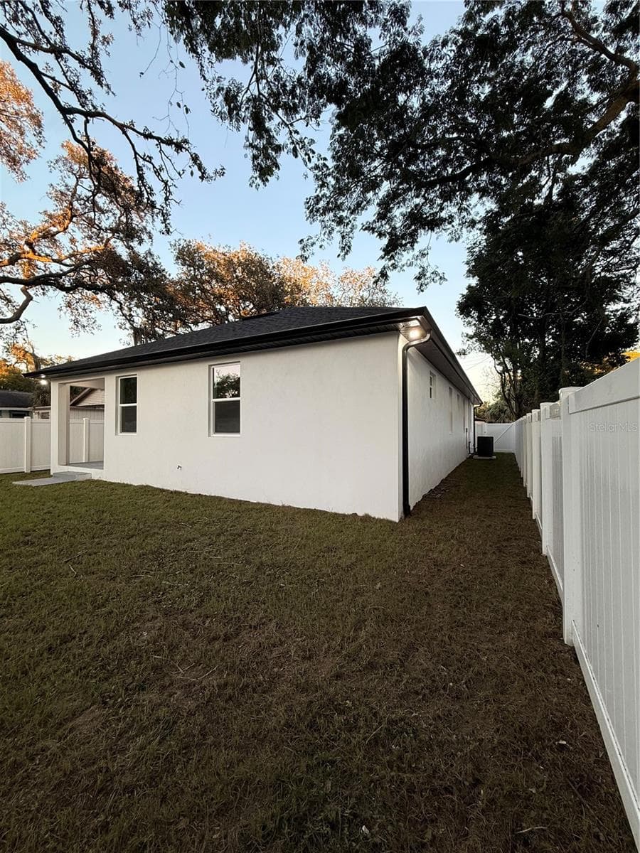Single Family Residence at 8606 N ALASKA ST, TAMPA, photo 33 of 35