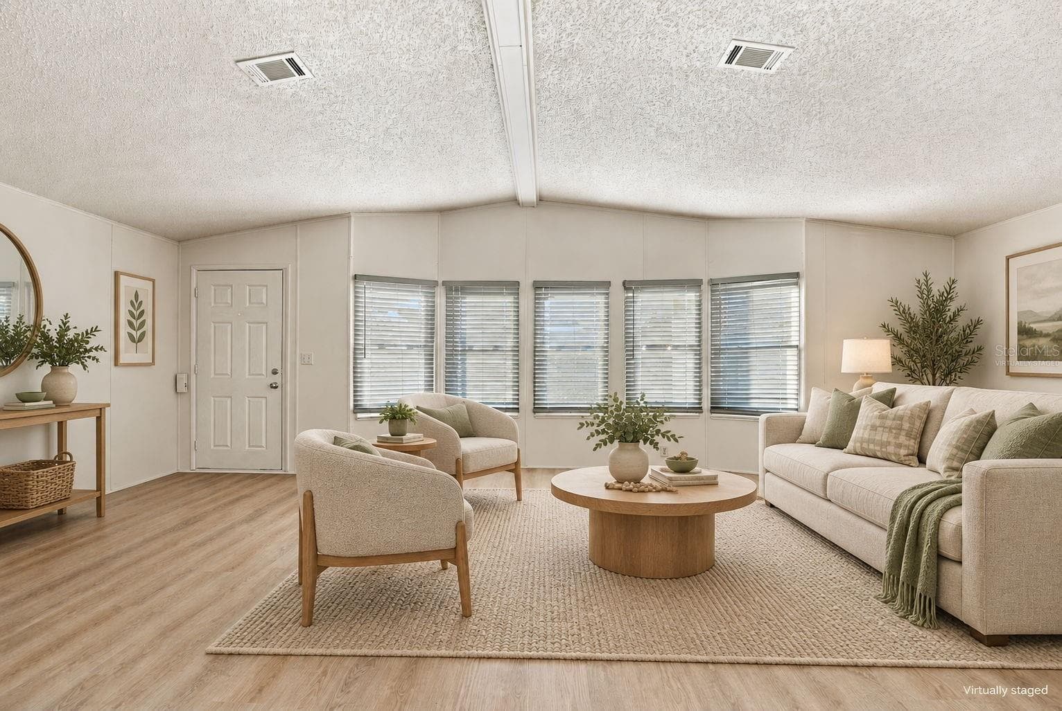 Virtually Staged - 4863 FOXWOOD BLVD, LAKELAND