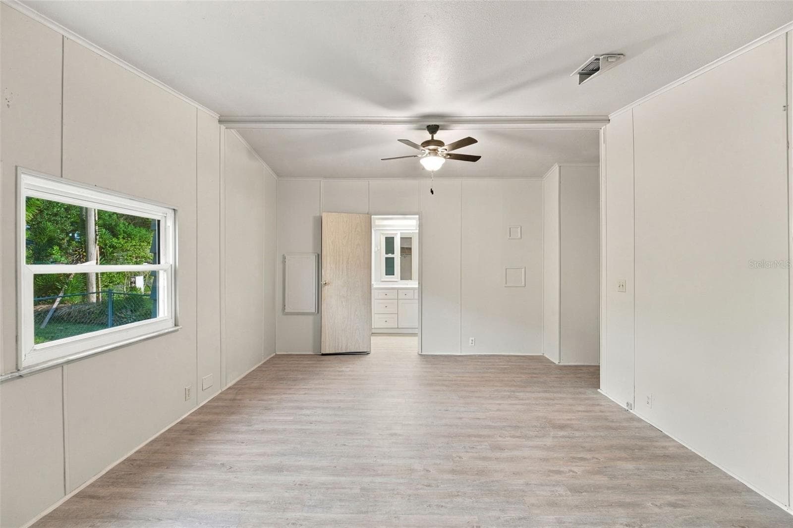 Manufactured Home at 4863 FOXWOOD BLVD, LAKELAND, photo 22 of 42