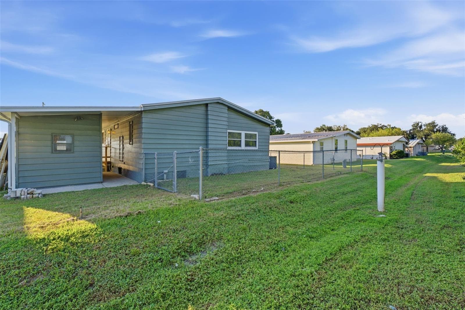 Manufactured Home at 4863 FOXWOOD BLVD, LAKELAND, photo 33 of 42