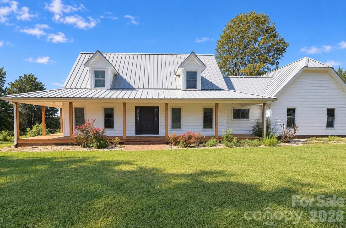 Single Family Residence at 2405 Startown Road, Newton, photo 2 of 49