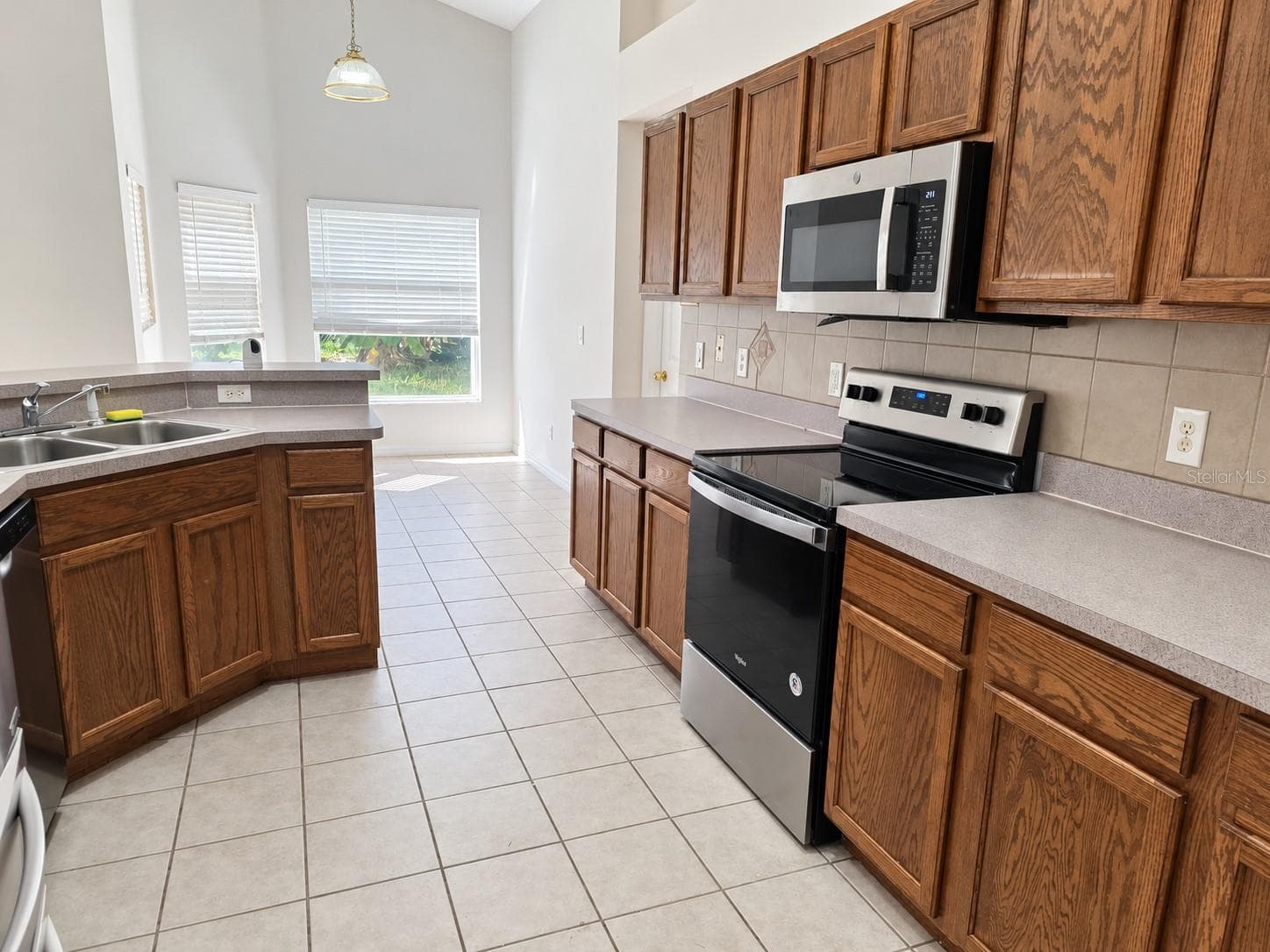 Single Family Residence at 2621 GOLD DUST CIR, KISSIMMEE, photo 4 of 29