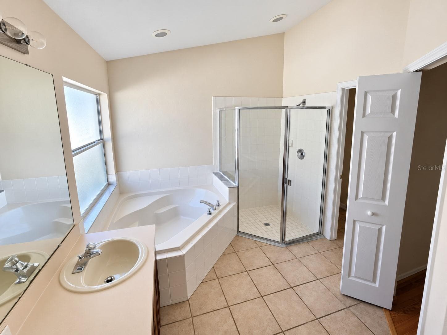 Single Family Residence at 2621 GOLD DUST CIR, KISSIMMEE, photo 11 of 29