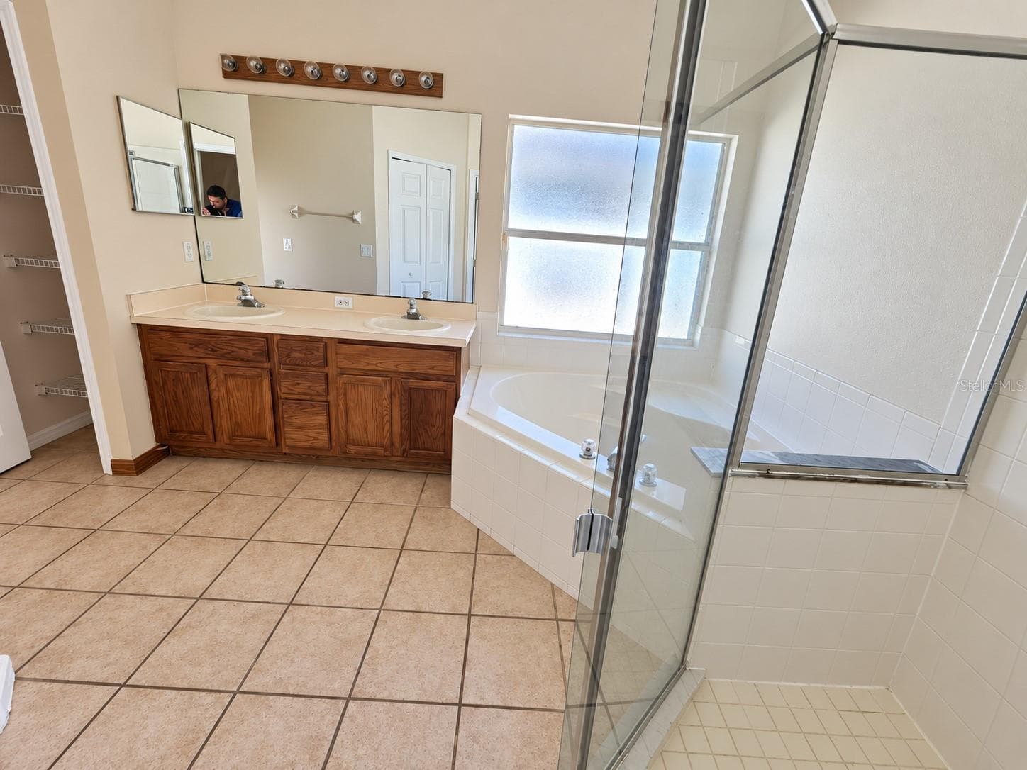 Single Family Residence at 2621 GOLD DUST CIR, KISSIMMEE, photo 7 of 29