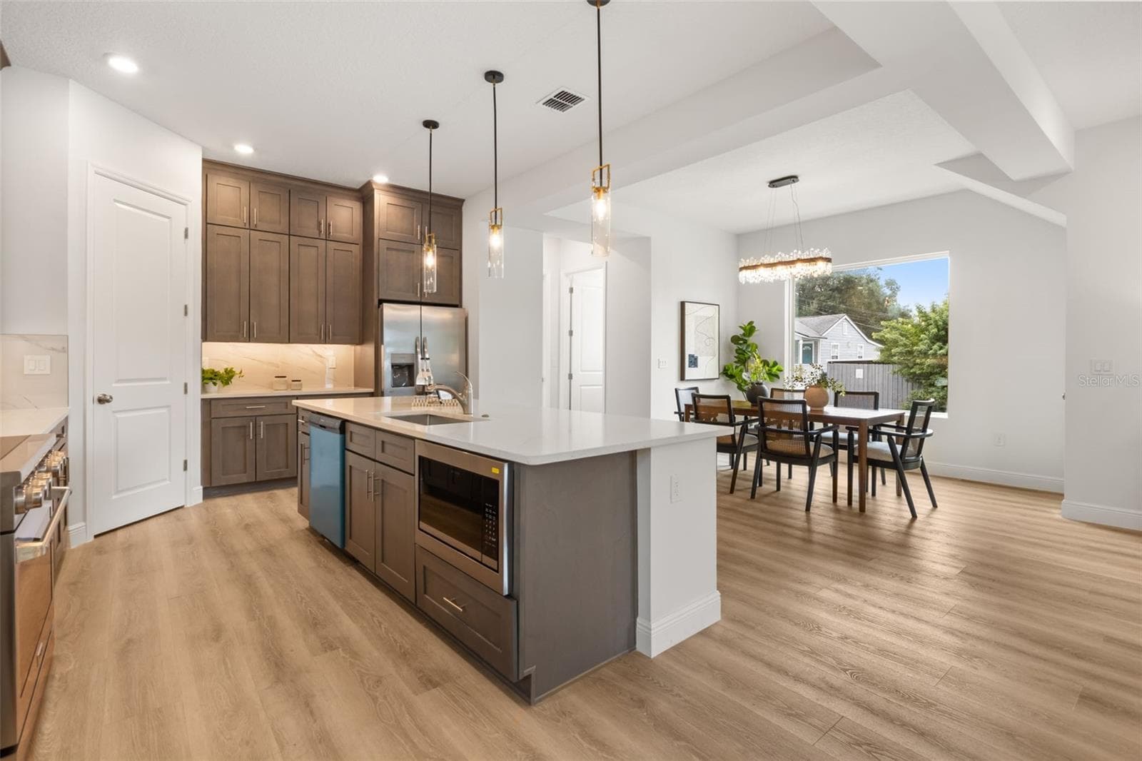 Single Family Residence at 2315 MARLBORO ST, ORLANDO, photo 13 of 47