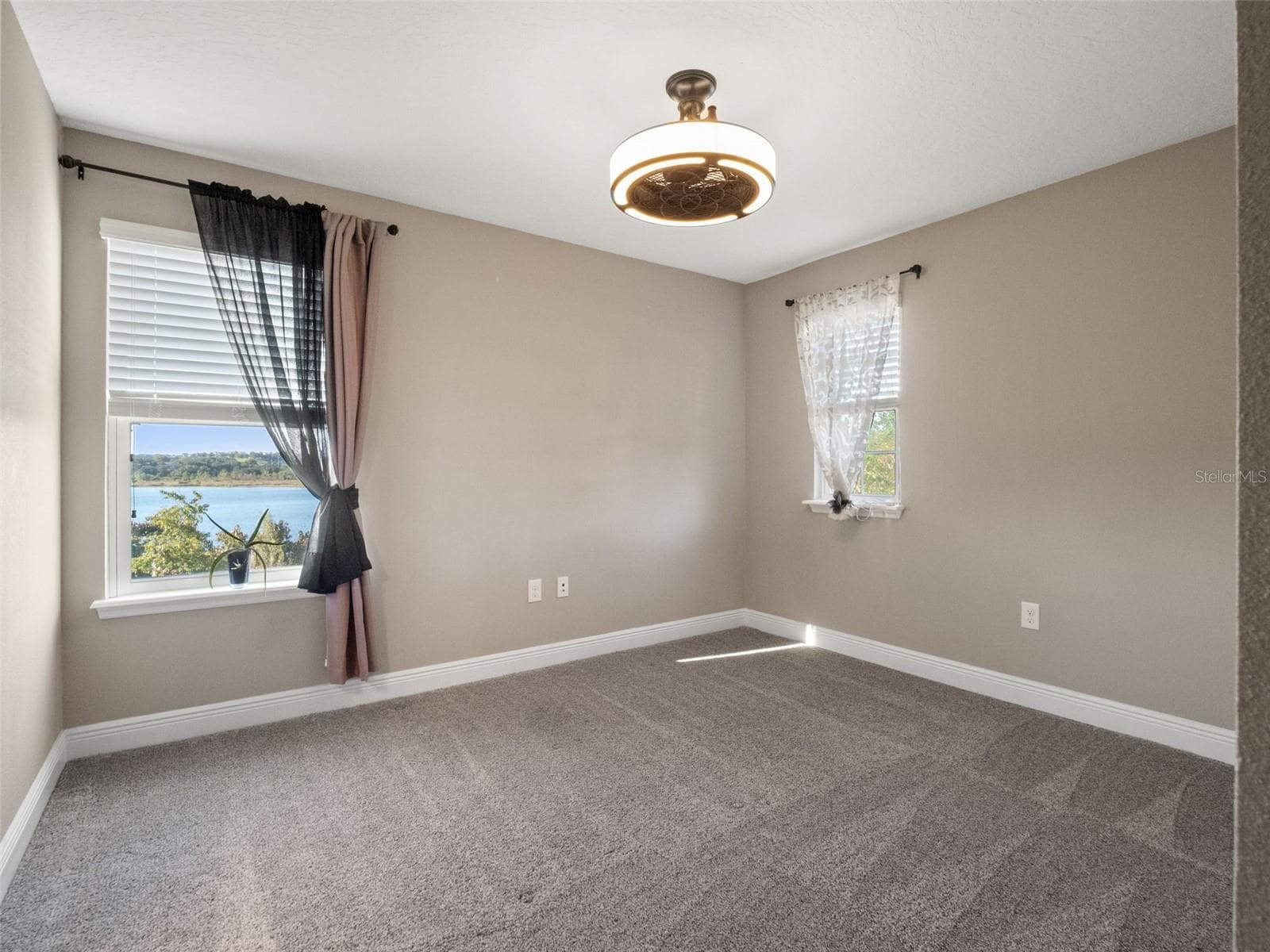 Single Family Residence at 1792 BELLA LAGO DR, CLERMONT, photo 36 of 63