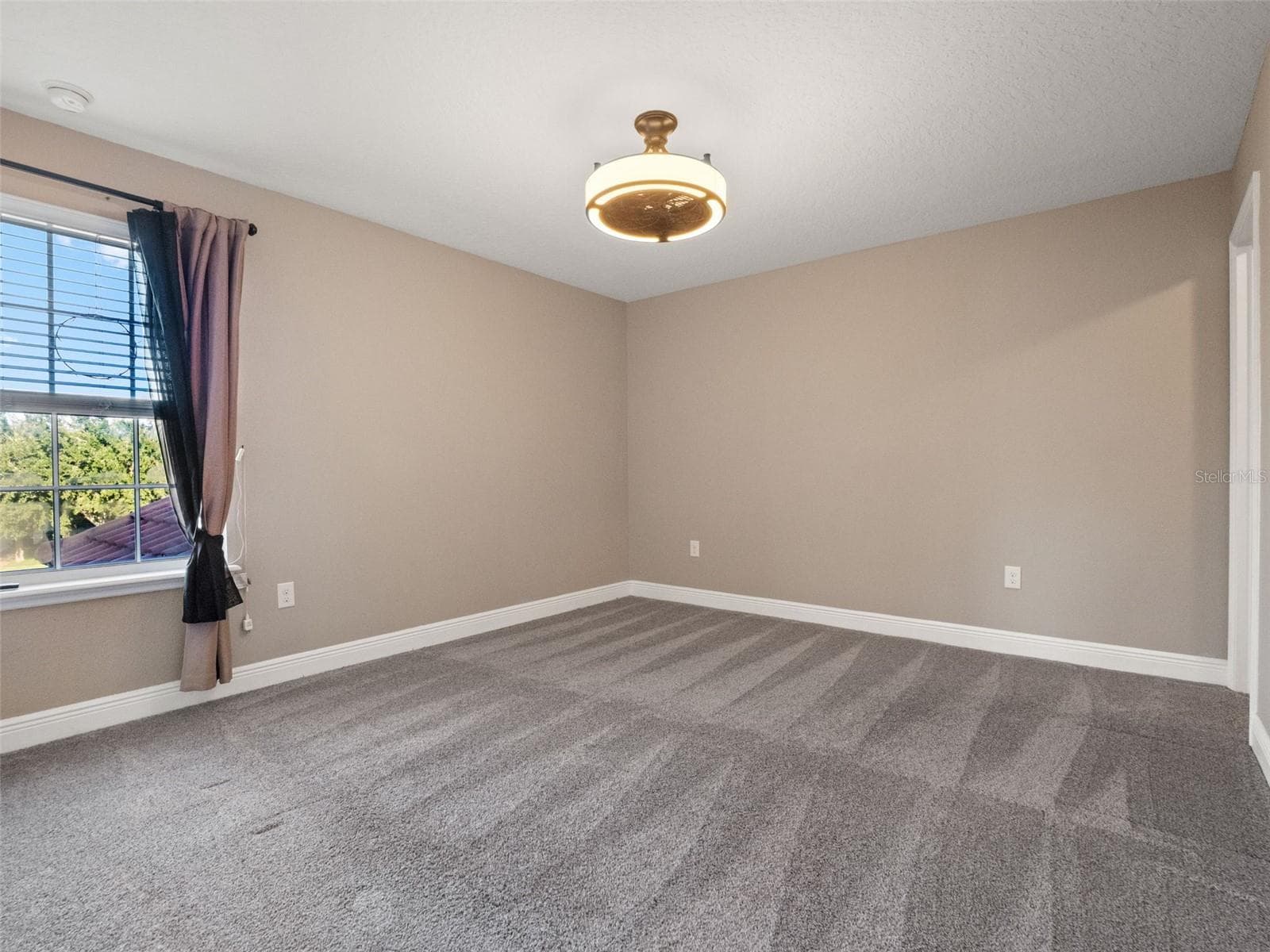 Single Family Residence at 1792 BELLA LAGO DR, CLERMONT, photo 39 of 63