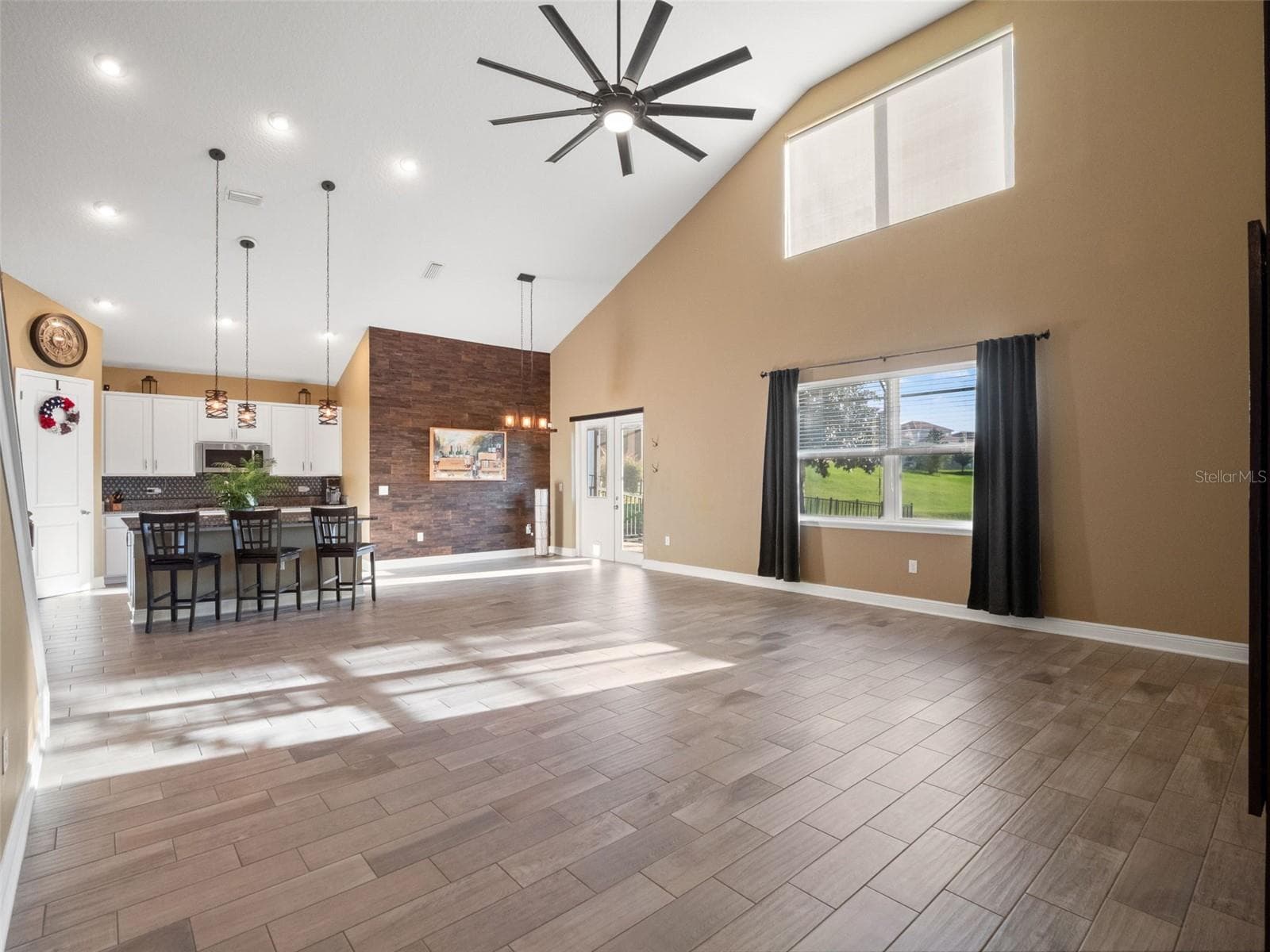 Single Family Residence at 1792 BELLA LAGO DR, CLERMONT, photo 15 of 63