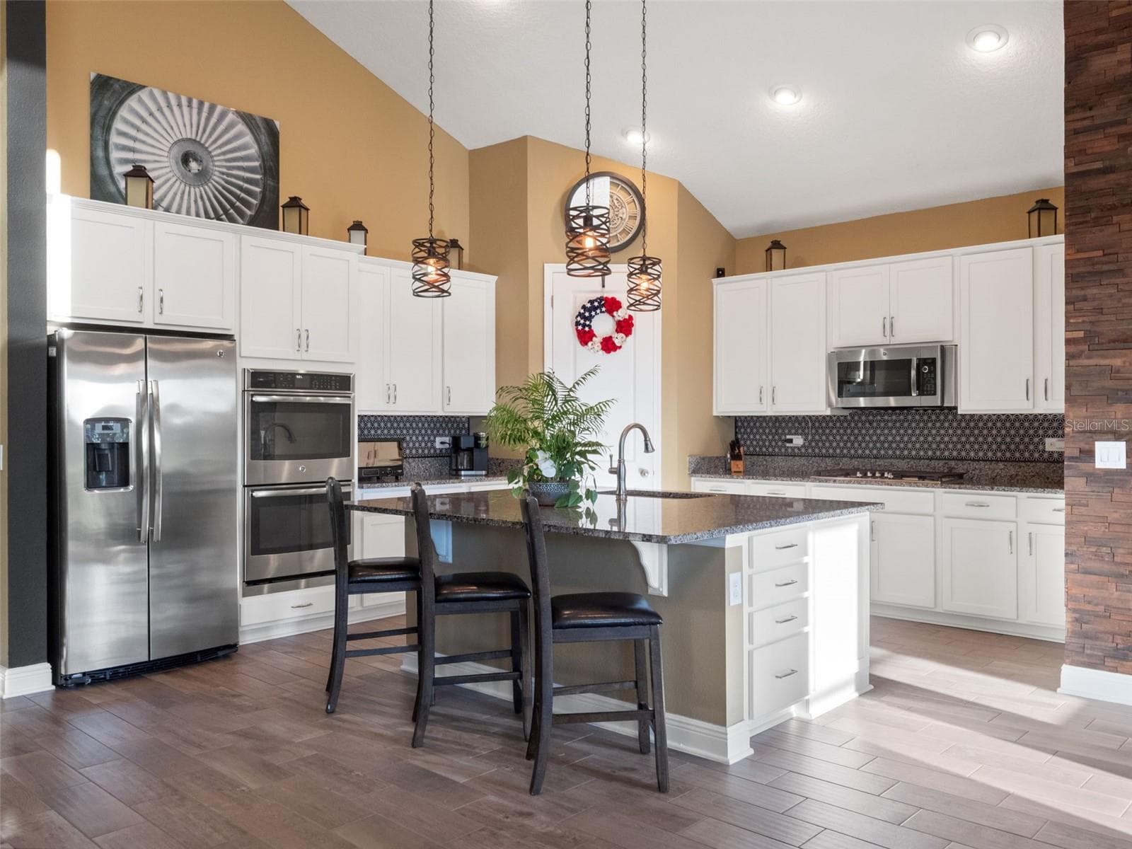 Single Family Residence at 1792 BELLA LAGO DR, CLERMONT, photo 11 of 63