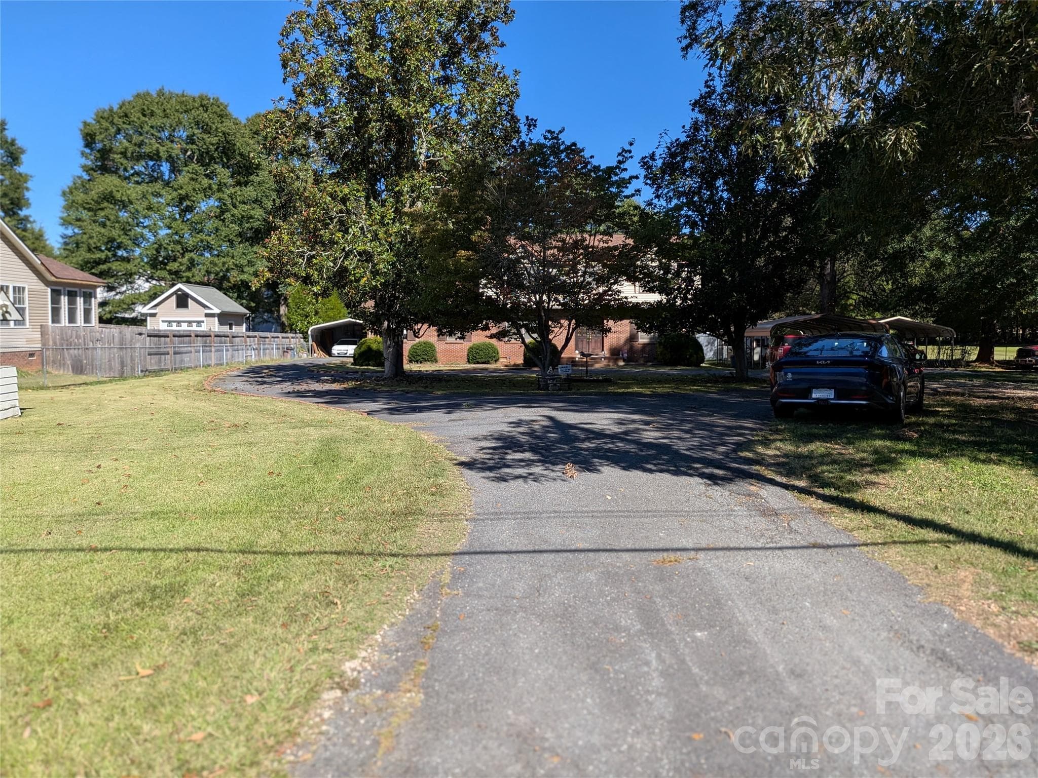 Single Family Residence at 1379 Oakdale Road, Rock Hill, photo 2 of 15