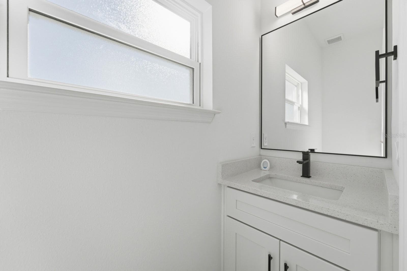 Townhouse at 139 TESSIE LN, SANFORD, photo 7 of 31