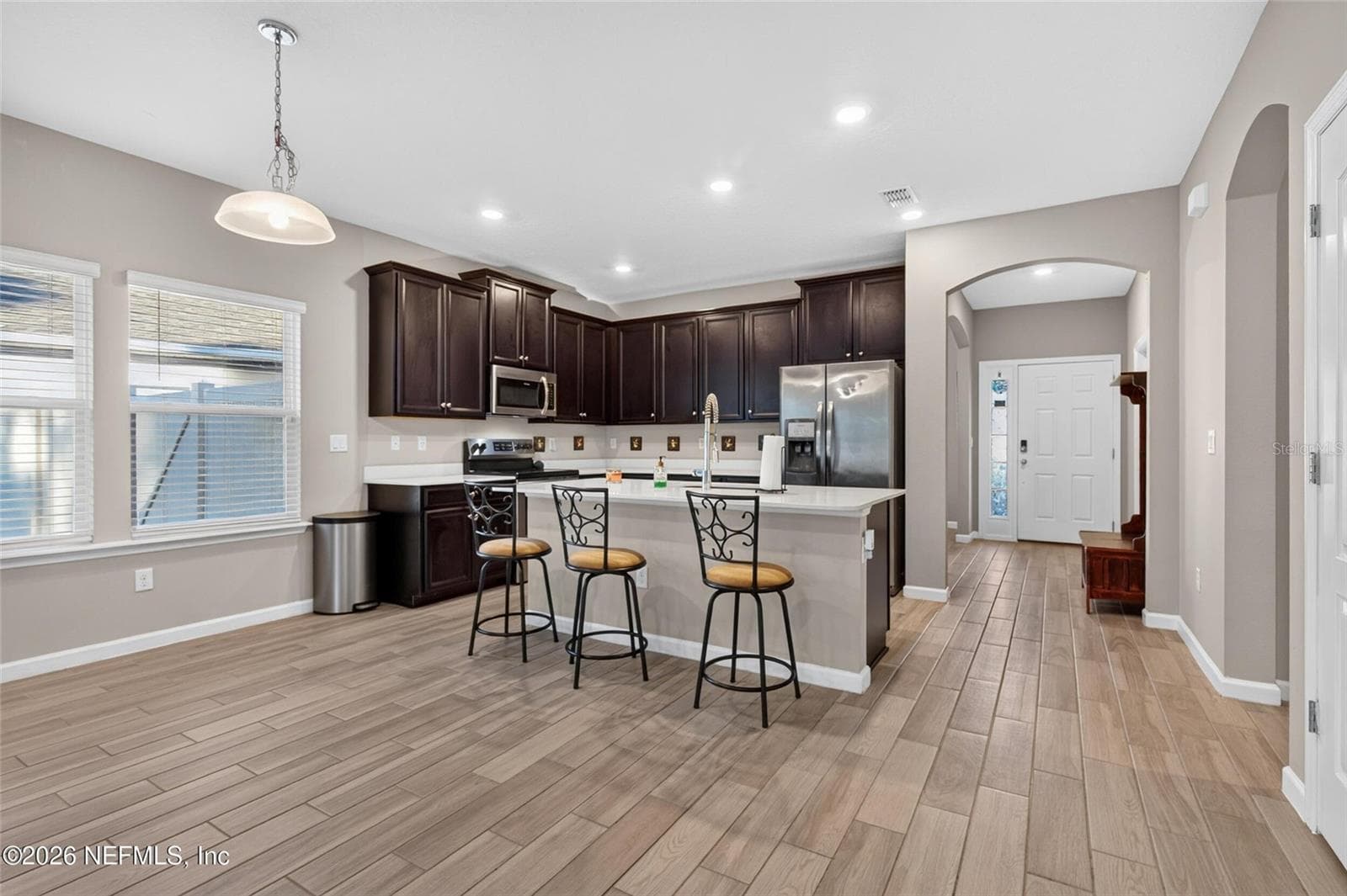 Single Family Residence at 10399 PAVNES CREEK DR, JACKSONVILLE, photo 7 of 53