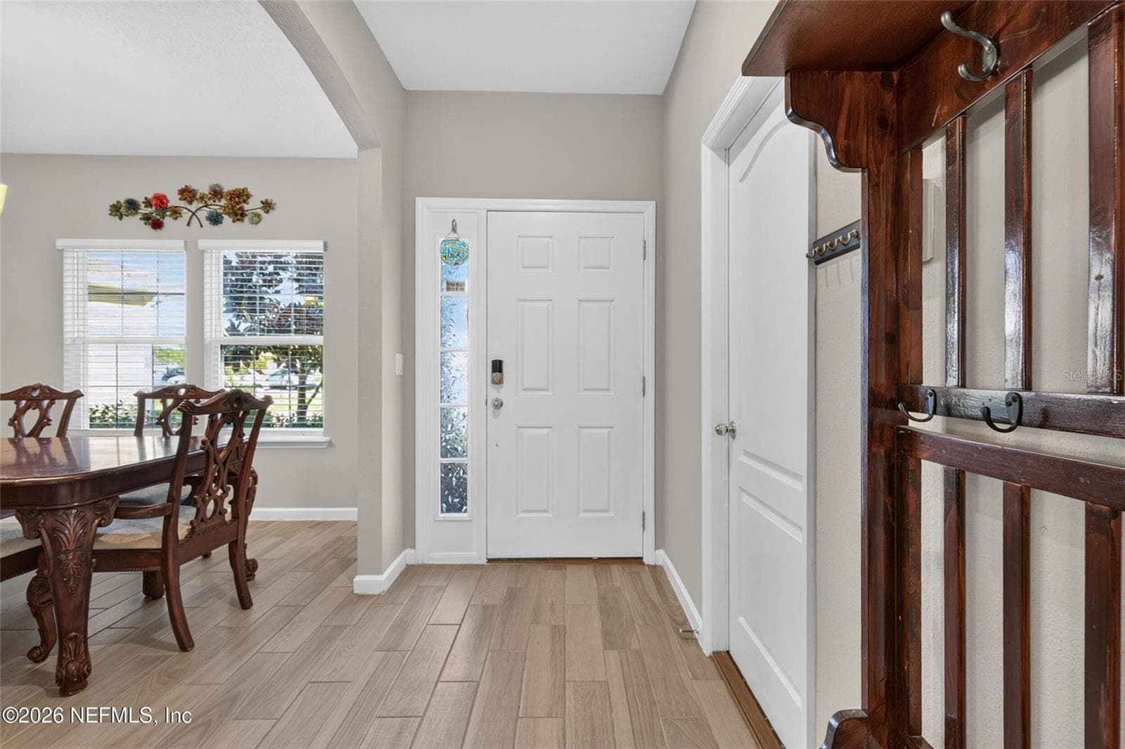 Single Family Residence at 10399 PAVNES CREEK DR, JACKSONVILLE, photo 10 of 53