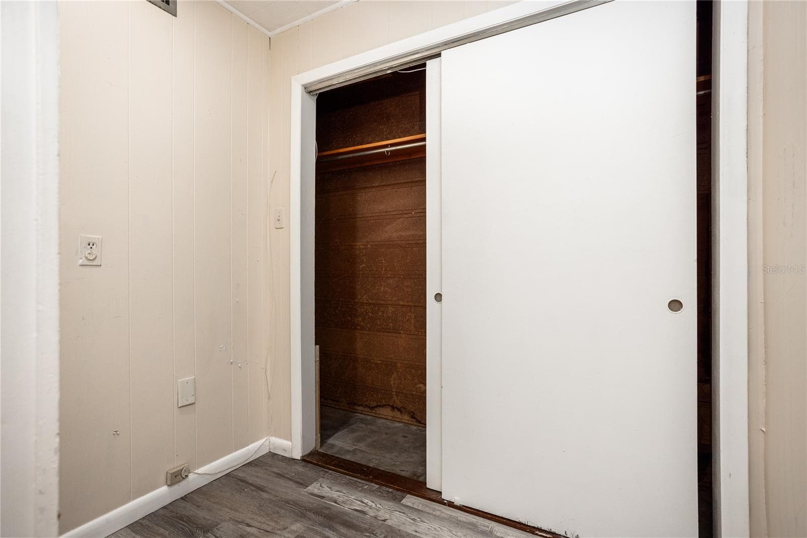 Quadruplex at 213 NE BLVD BLVD #213-215, GAINESVILLE, photo 16 of 47