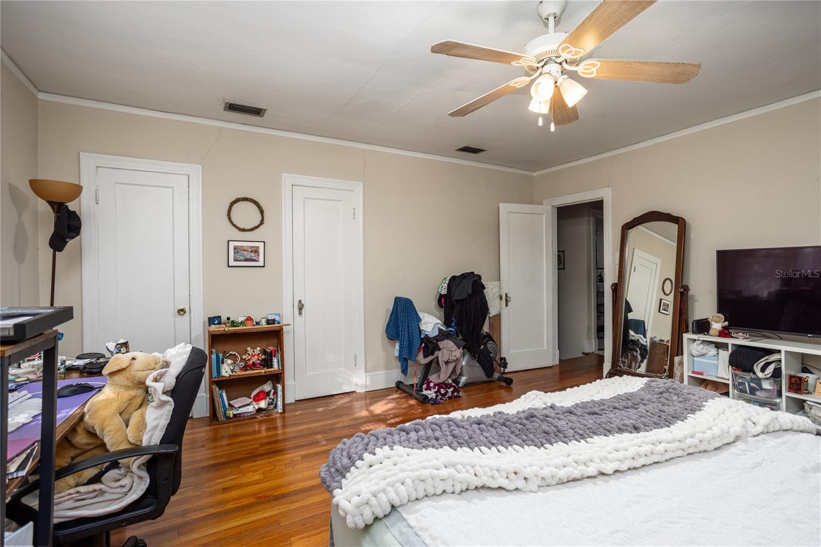 Quadruplex at 213 NE BLVD BLVD #213-215, GAINESVILLE, photo 32 of 47
