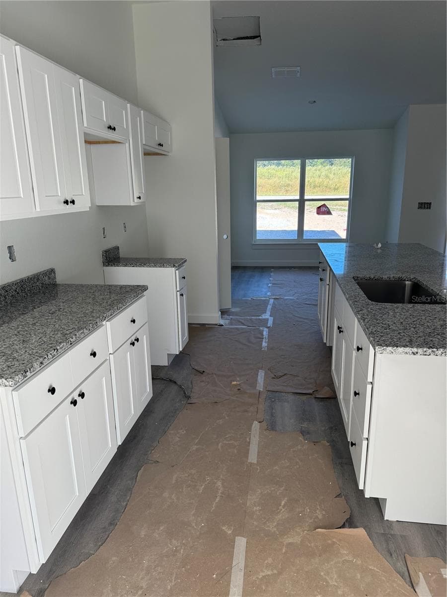 Single Family Residence at 4323 SW CARNATION CT, DUNNELLON, photo 12 of 13