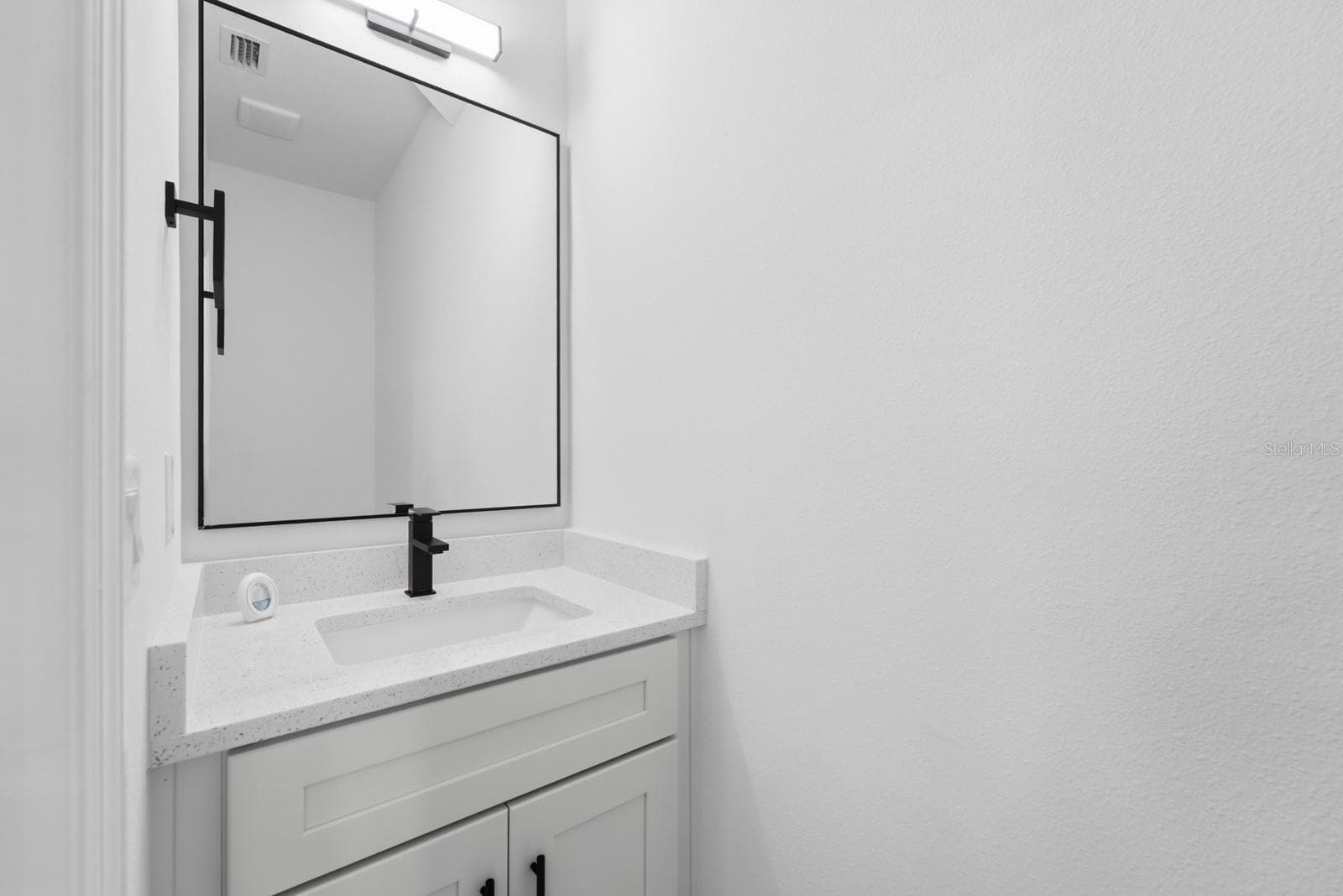 Townhouse at 134 TESSIE LN, SANFORD, photo 9 of 31