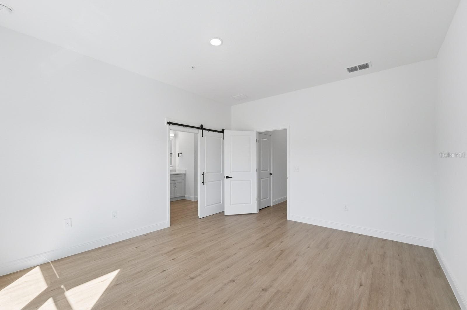 Townhouse at 134 TESSIE LN, SANFORD, photo 11 of 31