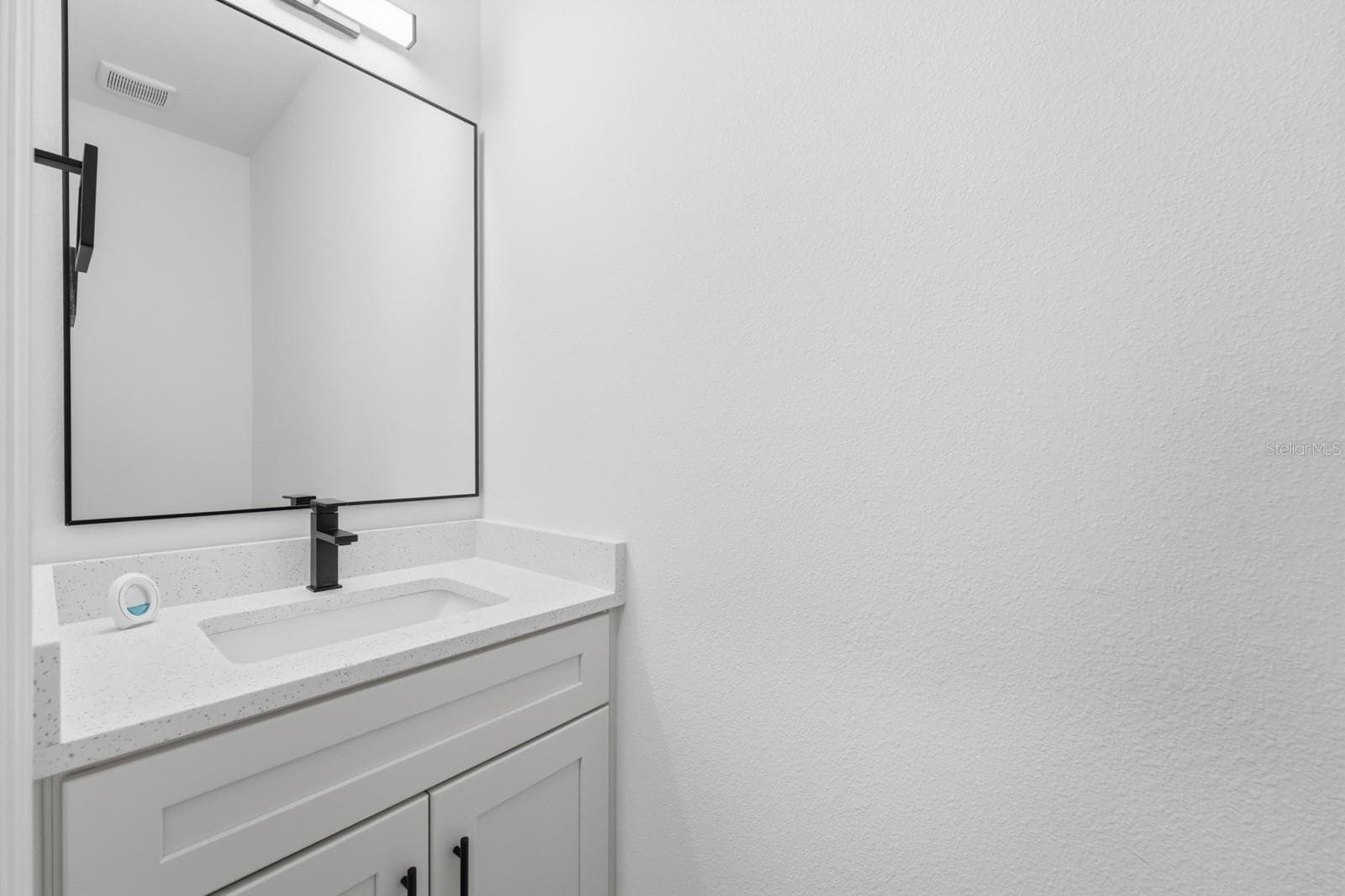 Townhouse at 131 TESSIE LN, SANFORD, photo 8 of 31