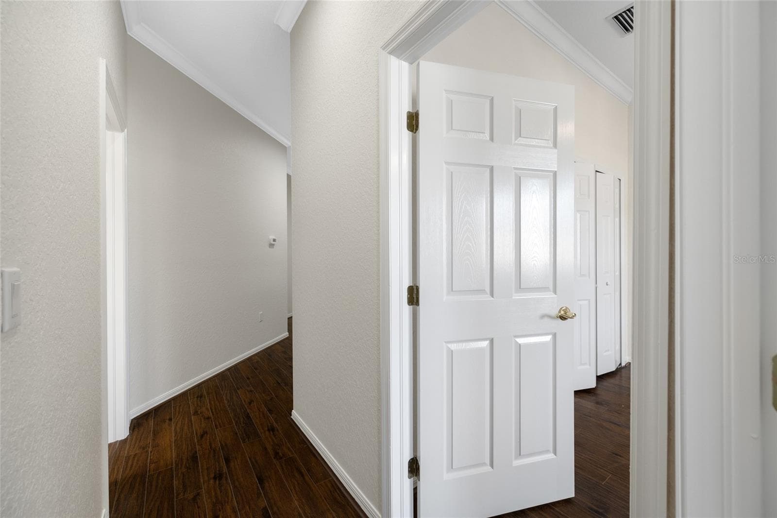 Hall To Guest Rooms - 9719 TAYLOR ROSE LN, SEMINOLE