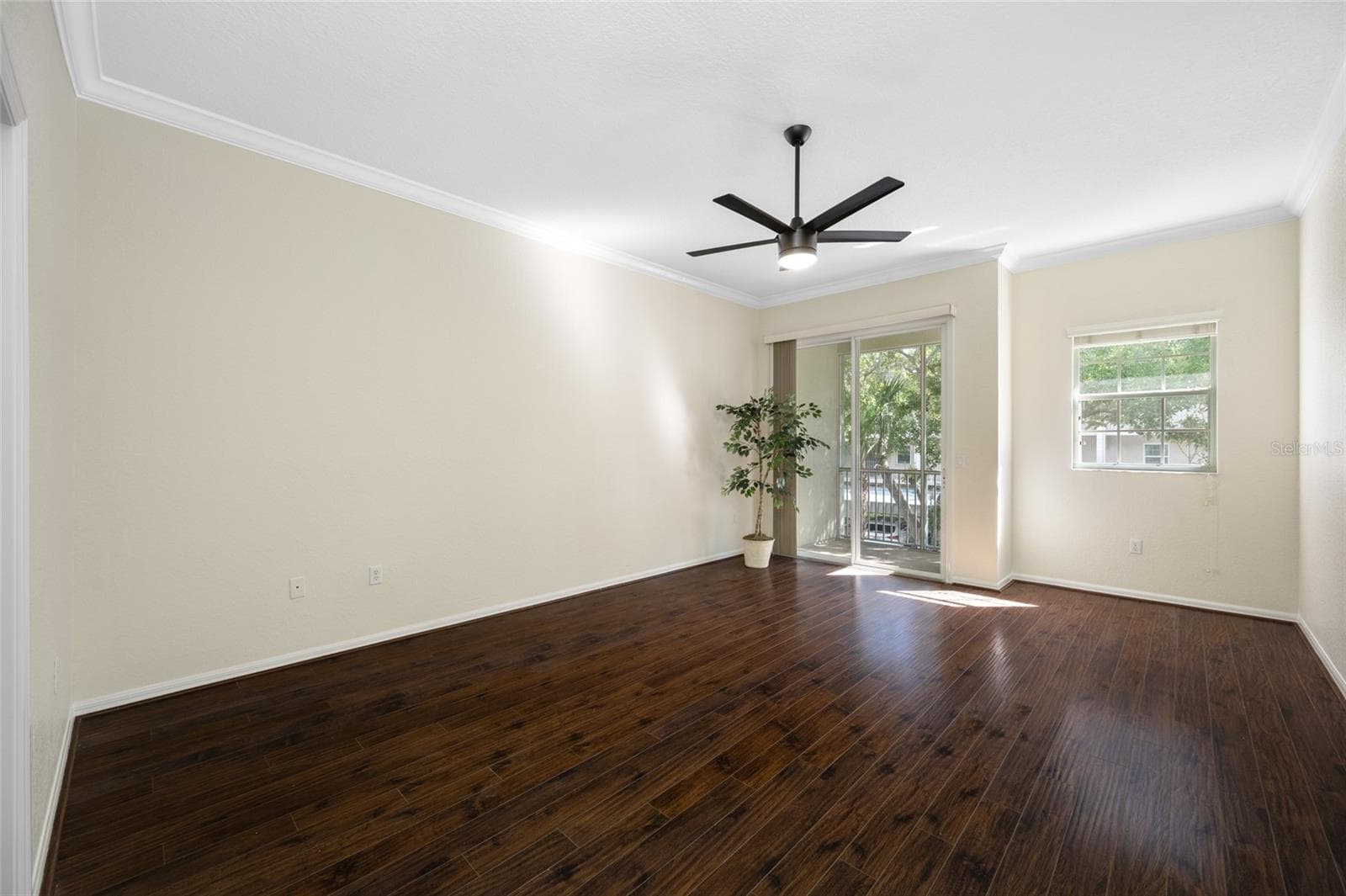 Spacious Primary Bedroom w/Balcony! - 9719 TAYLOR ROSE LN, SEMINOLE