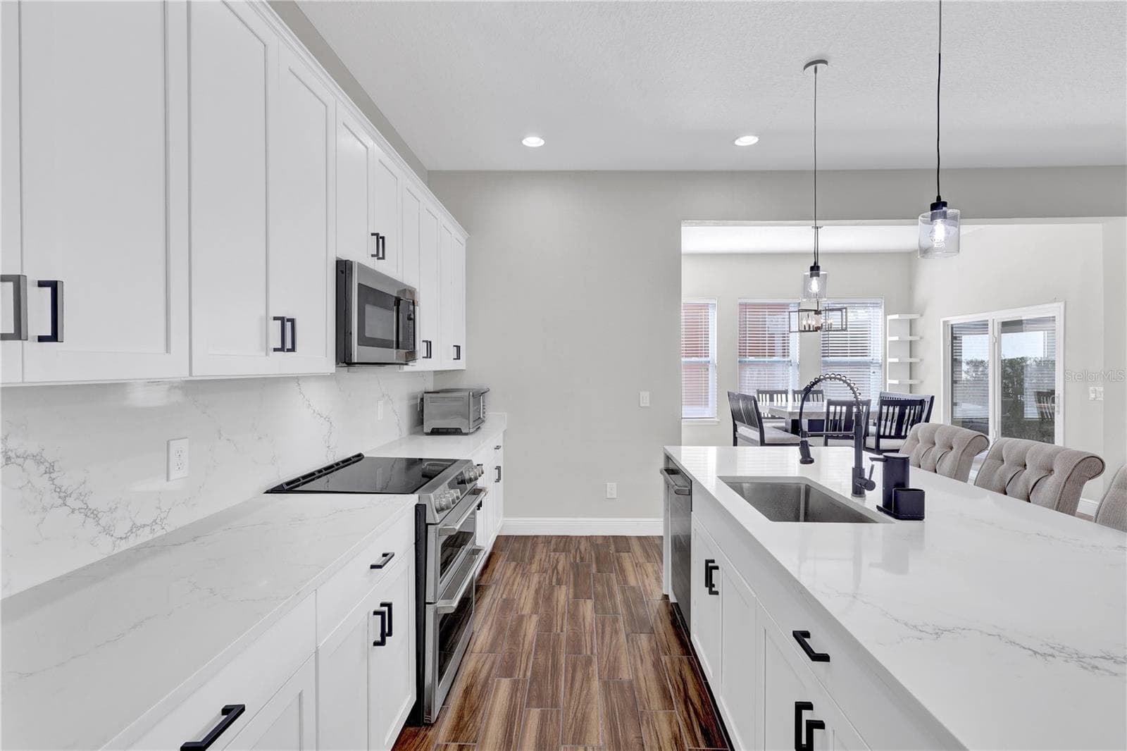 Single Family Residence at 13375 BEEBE ALY, ORLANDO, photo 12 of 55