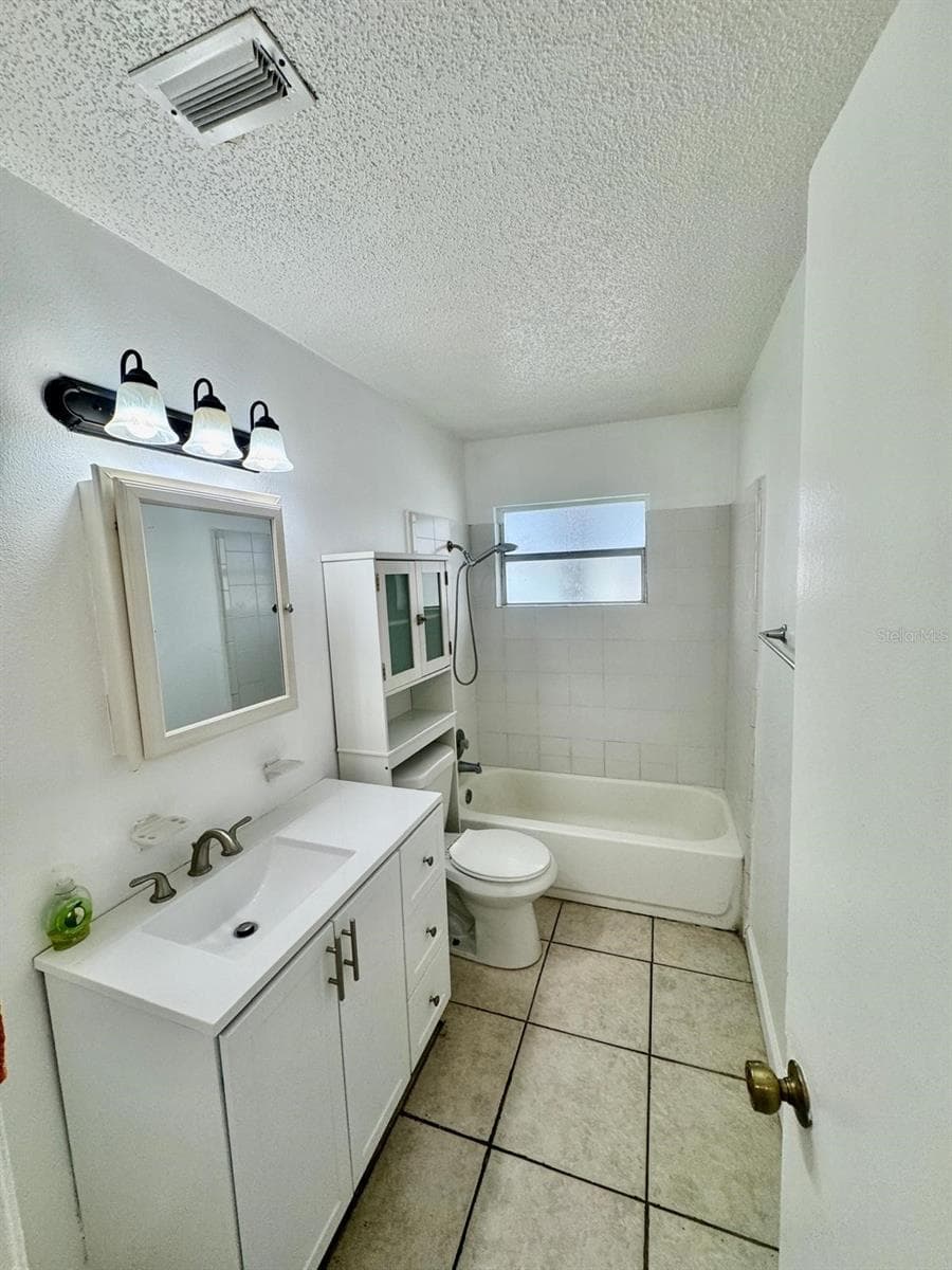 Condominium at 715 MICHIGAN CT #3, ST CLOUD, photo 8 of 8