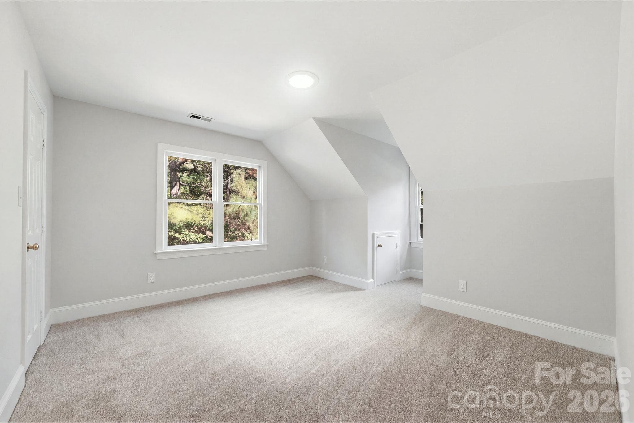 Single Family Residence at 8800 Oxfordshire Court, Huntersville, photo 22 of 44