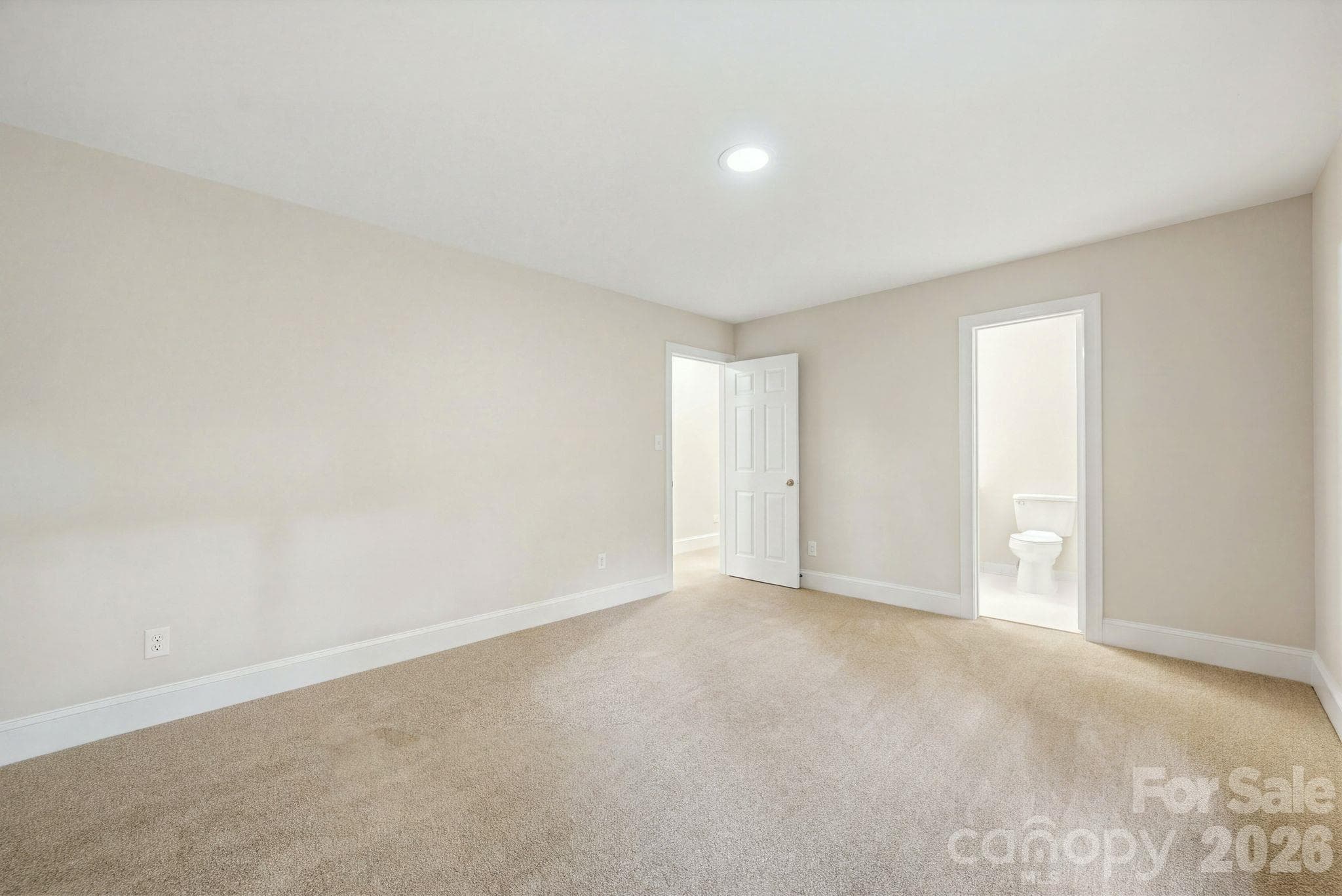 Single Family Residence at 8800 Oxfordshire Court, Huntersville, photo 25 of 44