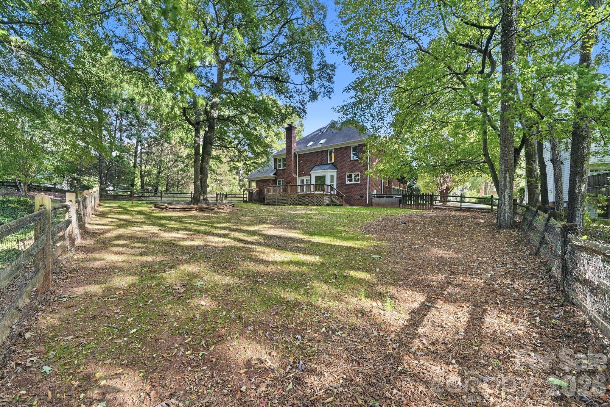 Single Family Residence at 8800 Oxfordshire Court, Huntersville, photo 37 of 44