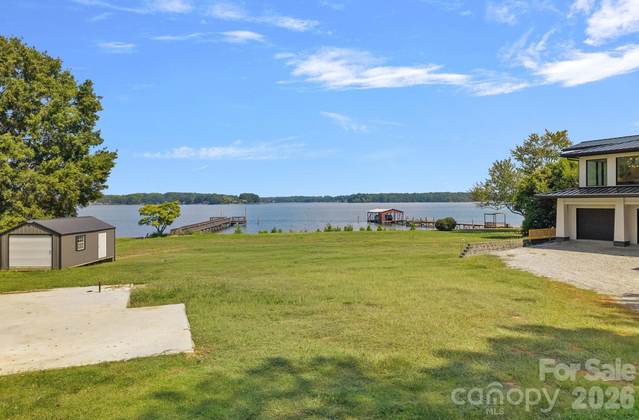 Single Family Residence at 627 Isle Of Pines Road, Mooresville, photo 12 of 47