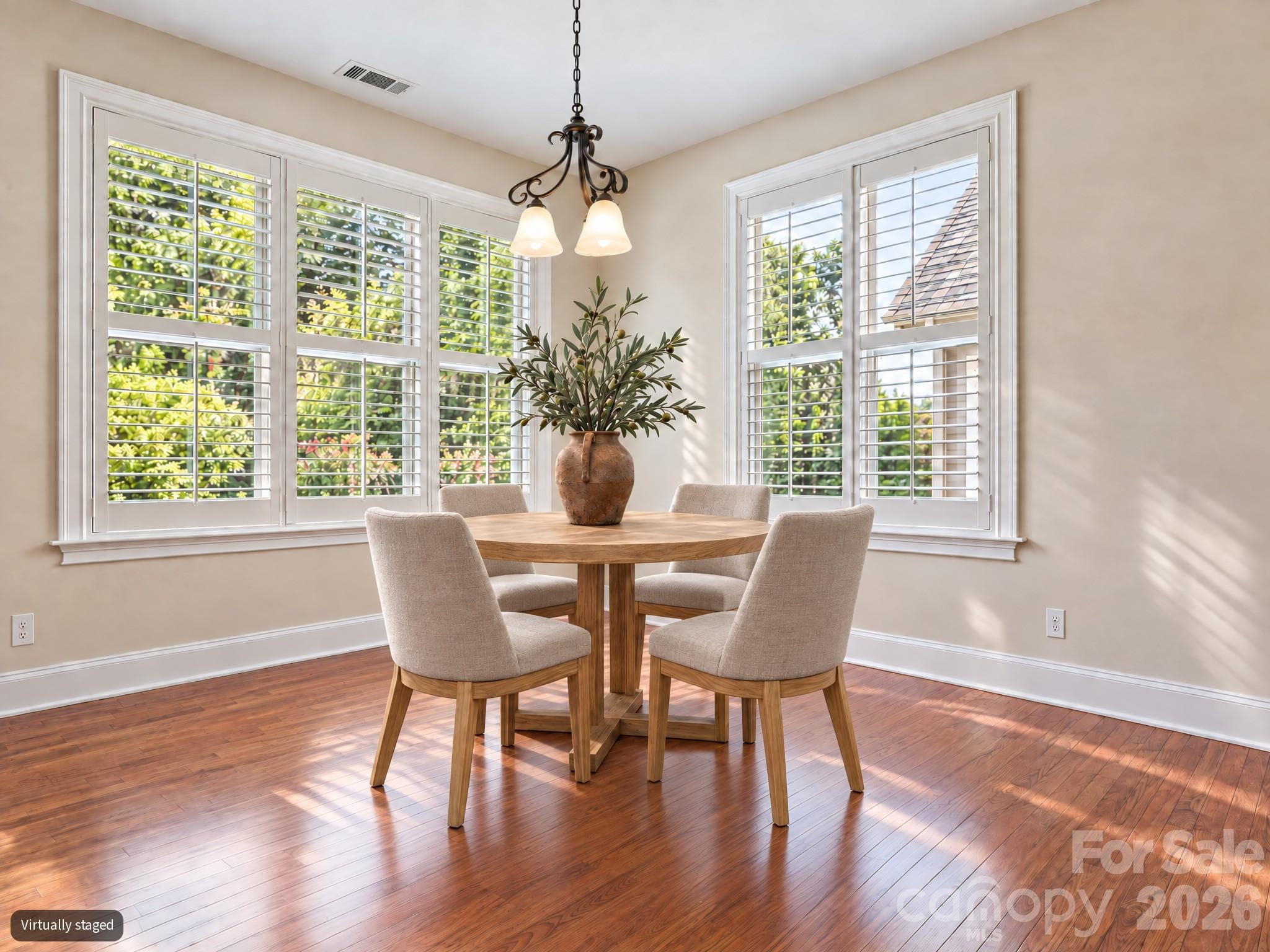Single Family Residence at 16826 Coves Edge Lane, Charlotte, photo 16 of 40