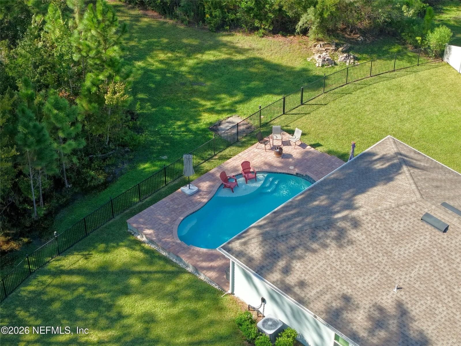 Single Family Residence at 10399 PAVNES CREEK DR, JACKSONVILLE, photo 39 of 53