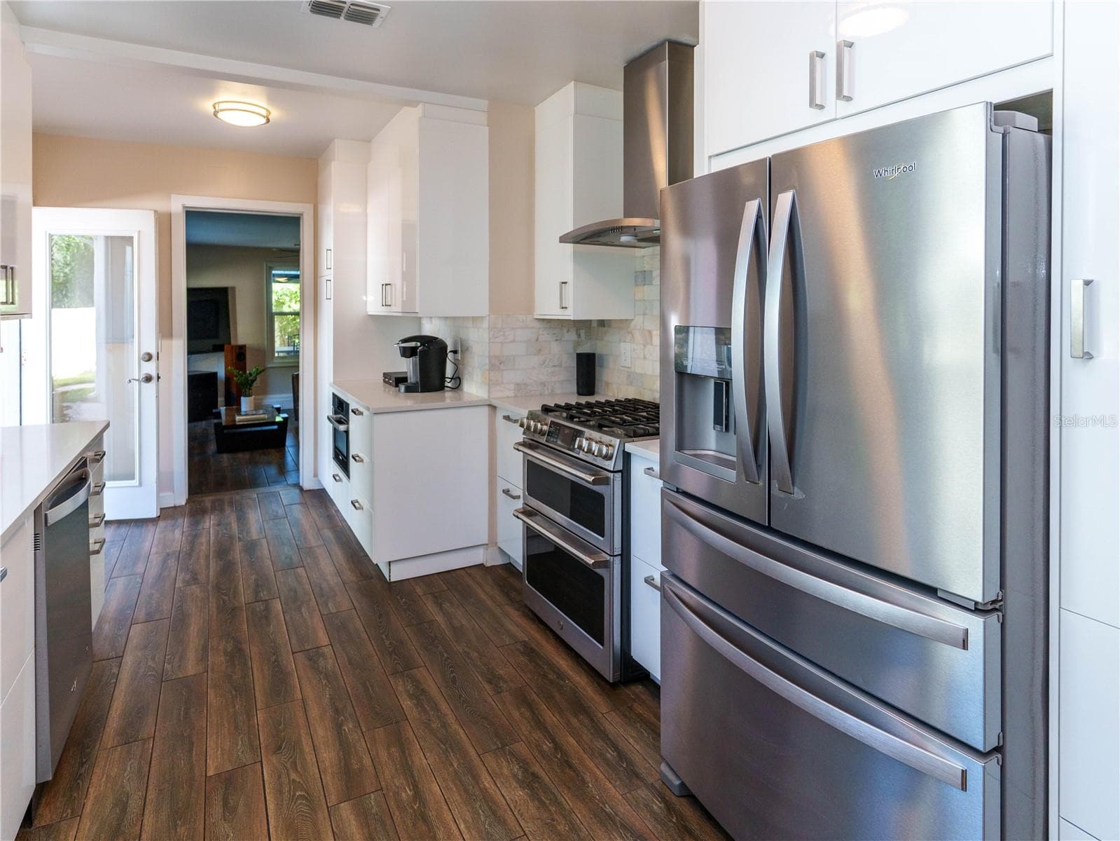 Single Family Residence at 2633 W SUNSET DR, TAMPA, photo 24 of 68
