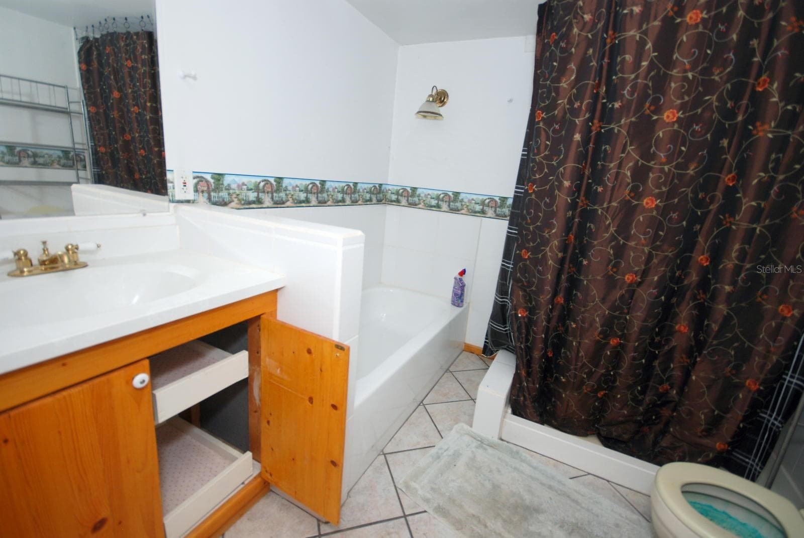 MASTER BATH - 13022 E WHEELER RD, DOVER