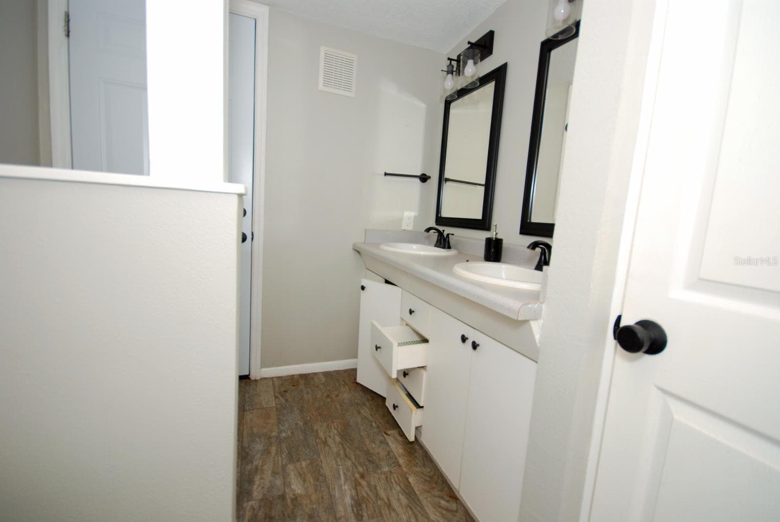 2ND BATHROOM(1/2) - 13022 E WHEELER RD, DOVER