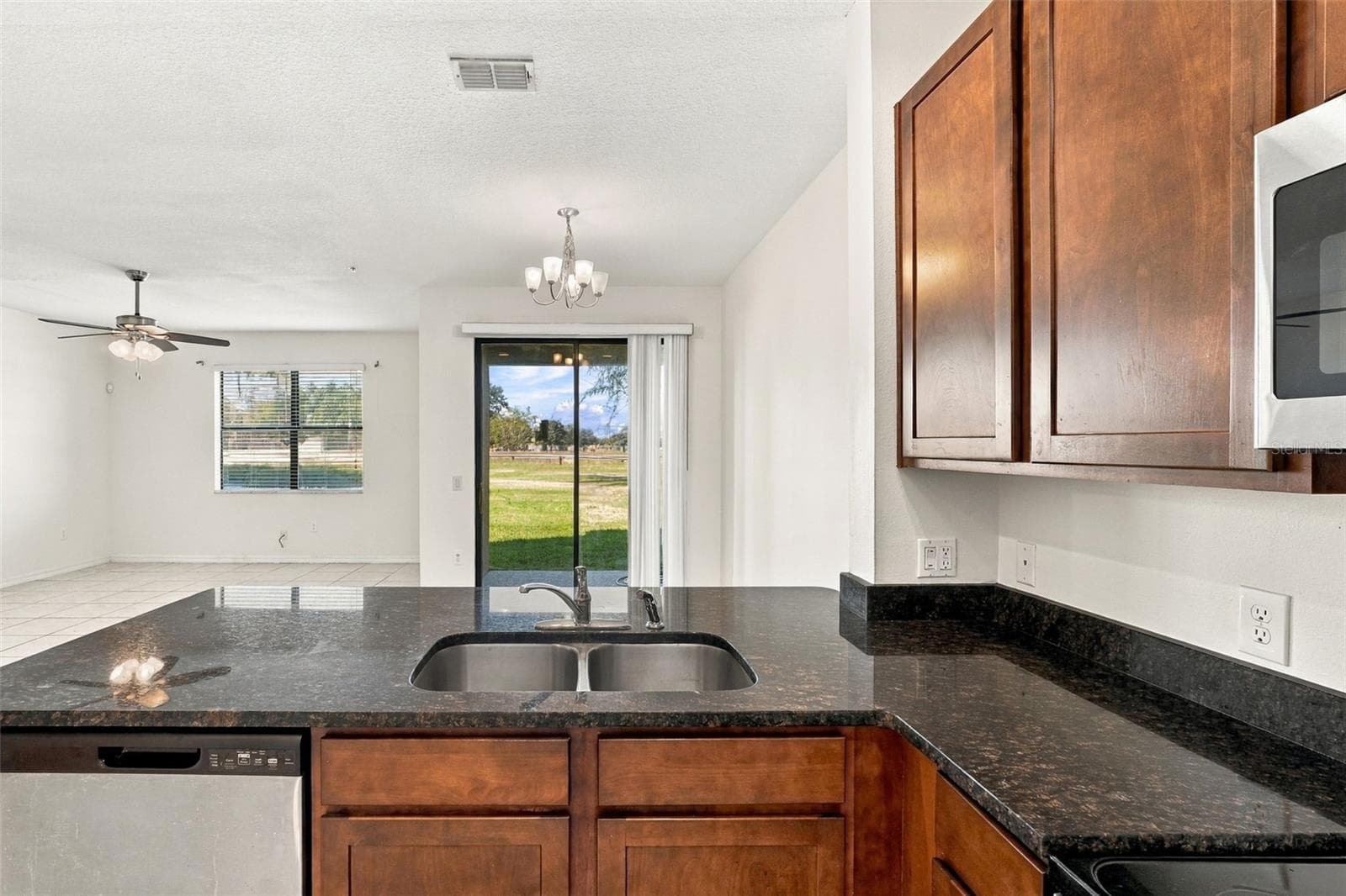 Townhouse at 2372 SEVEN OAKS DR, ST CLOUD, photo 38 of 70