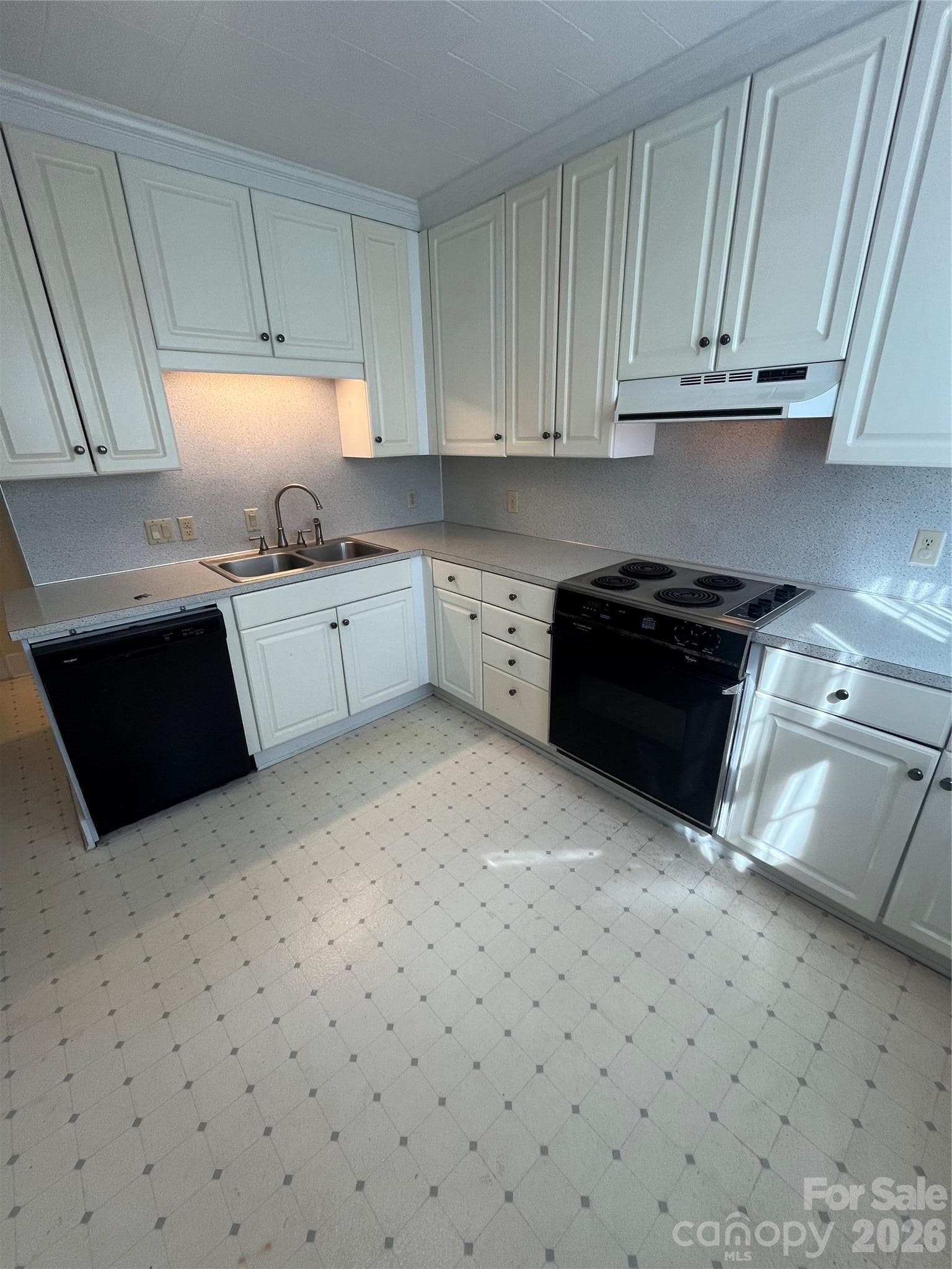 Townhouse at 90 Maple Street, Badin, photo 20 of 22