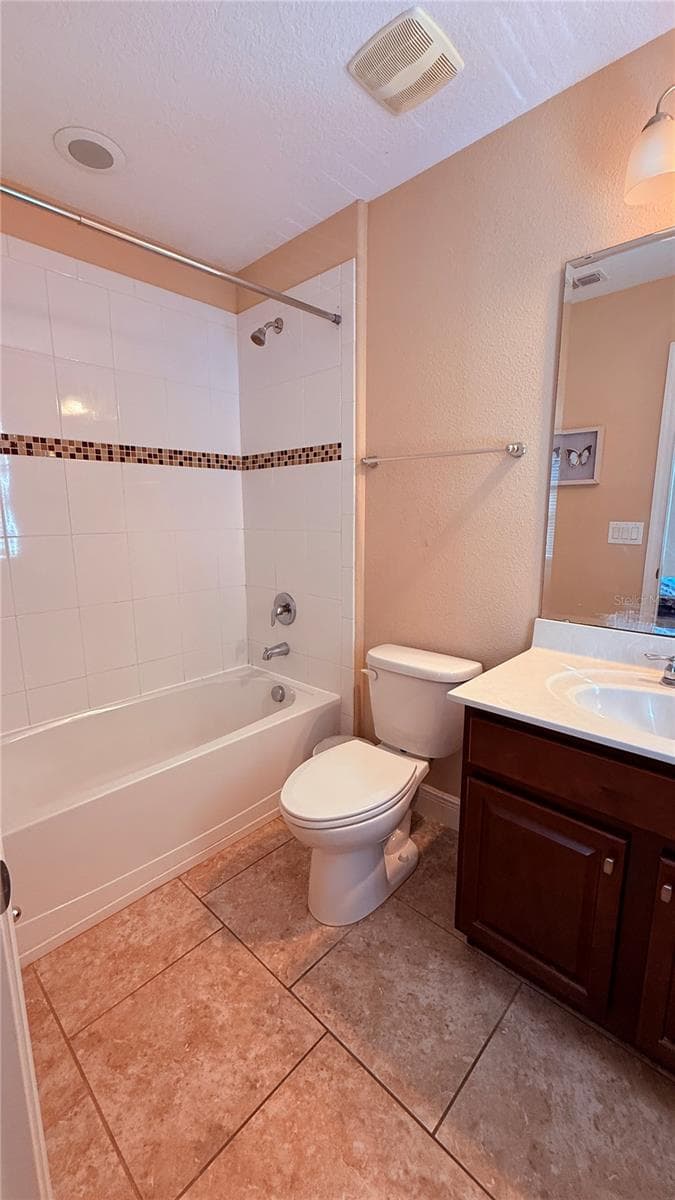Single Family Residence at 5377 OAKBOURNE AVE, DAVENPORT, photo 37 of 43