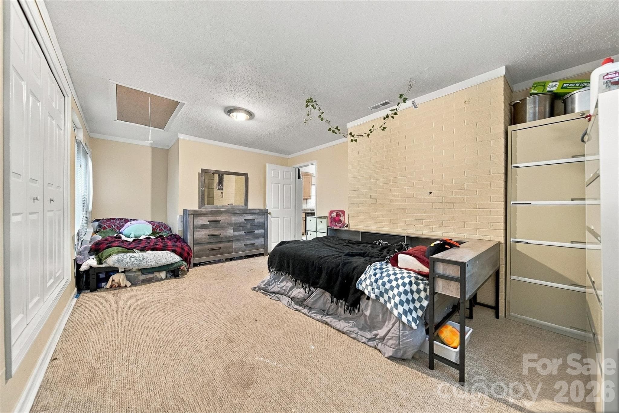 Single Family Residence at 640 Diamondhead Drive, Lenoir, photo 15 of 33