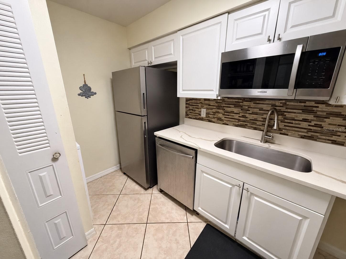 Villa at 2305 TRINIDAD CT, KISSIMMEE, photo 2 of 9