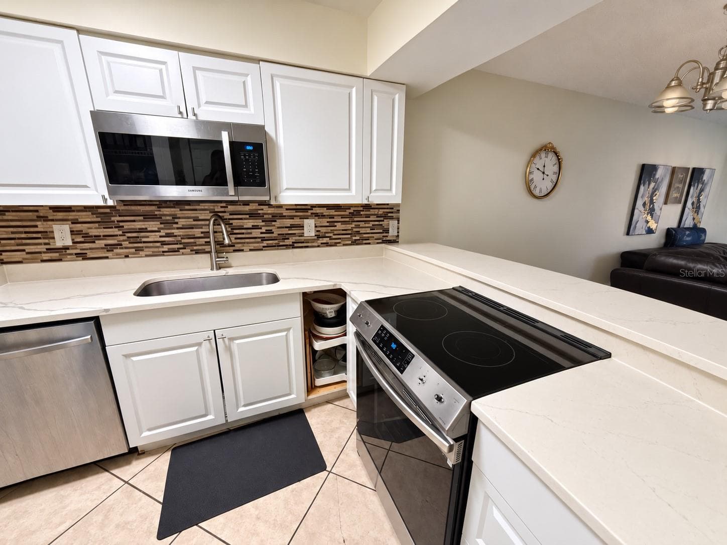 Villa at 2305 TRINIDAD CT, KISSIMMEE, photo 3 of 9