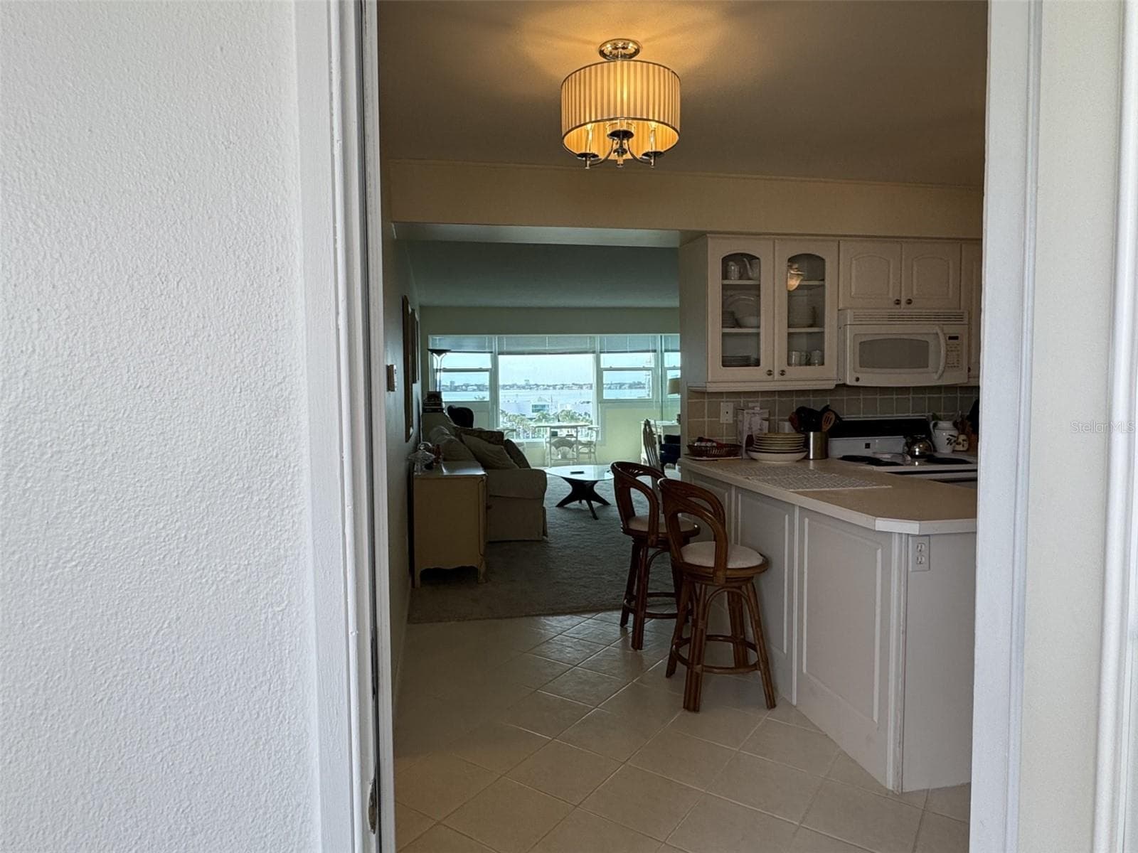 from entry to bay - 33 S GULFSTREAM AVE #702, SARASOTA