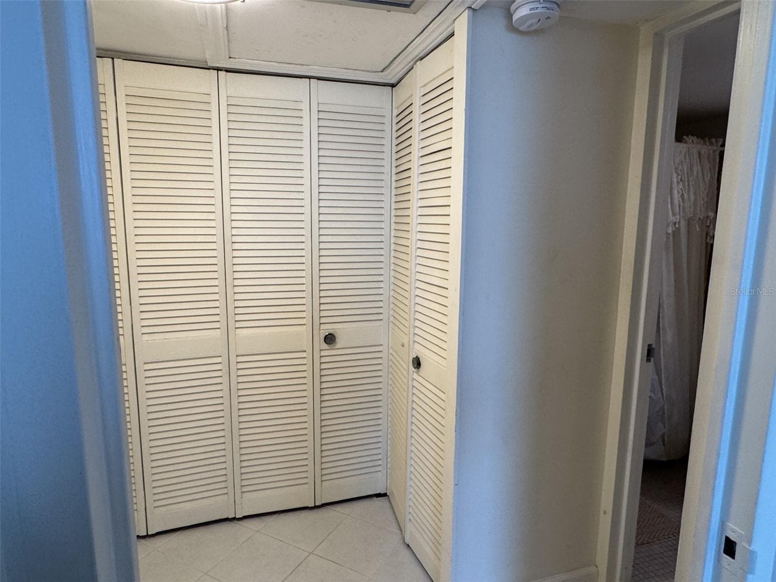 hall closet - 33 S GULFSTREAM AVE #702, SARASOTA