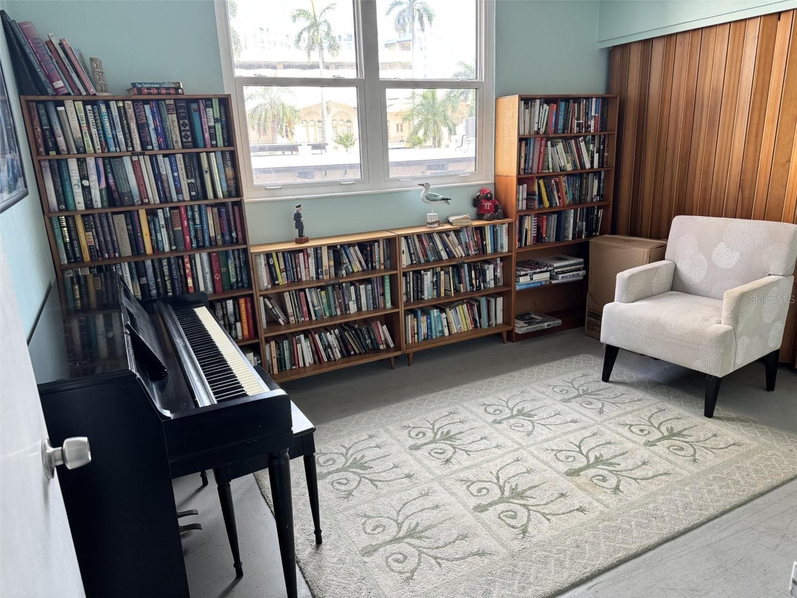LIBRARY PIANO - 33 S GULFSTREAM AVE #702, SARASOTA