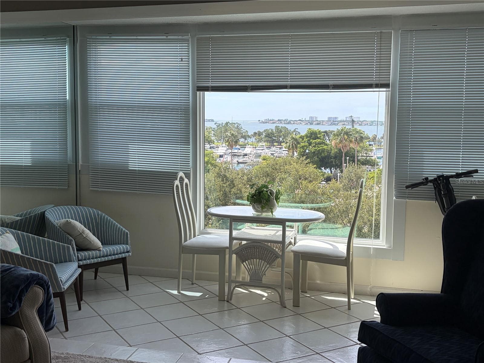 Condominium at 33 S GULFSTREAM AVE #702, SARASOTA, photo 12 of 43
