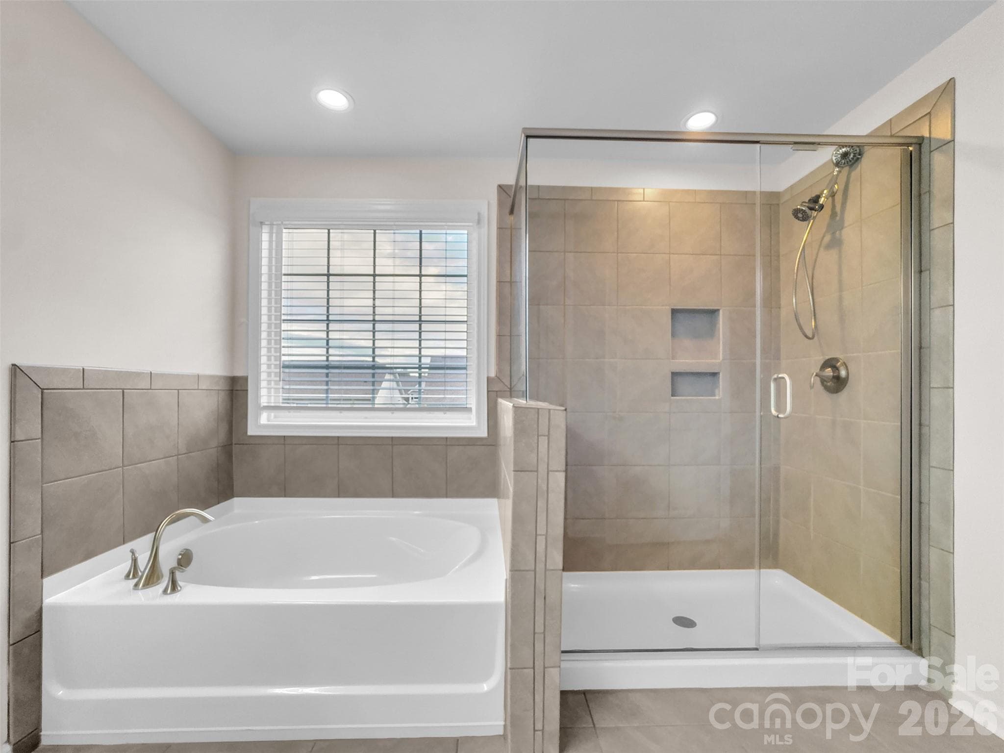 Master bath - 2045 Saddlebred Drive, Iron Station