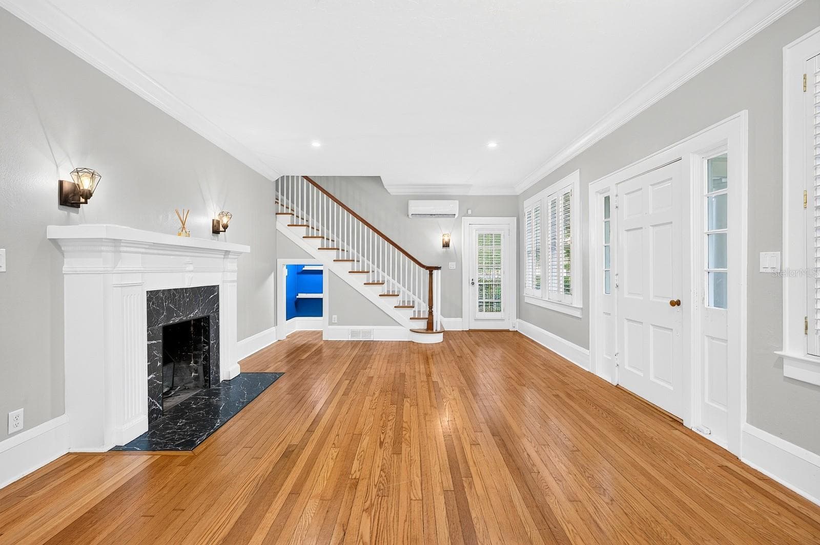 Single Family Residence at 128 WISTERIA AVE, ORLANDO, photo 5 of 53