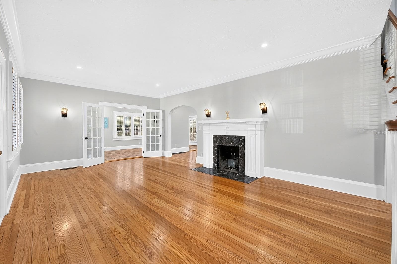 Single Family Residence at 128 WISTERIA AVE, ORLANDO, photo 7 of 53