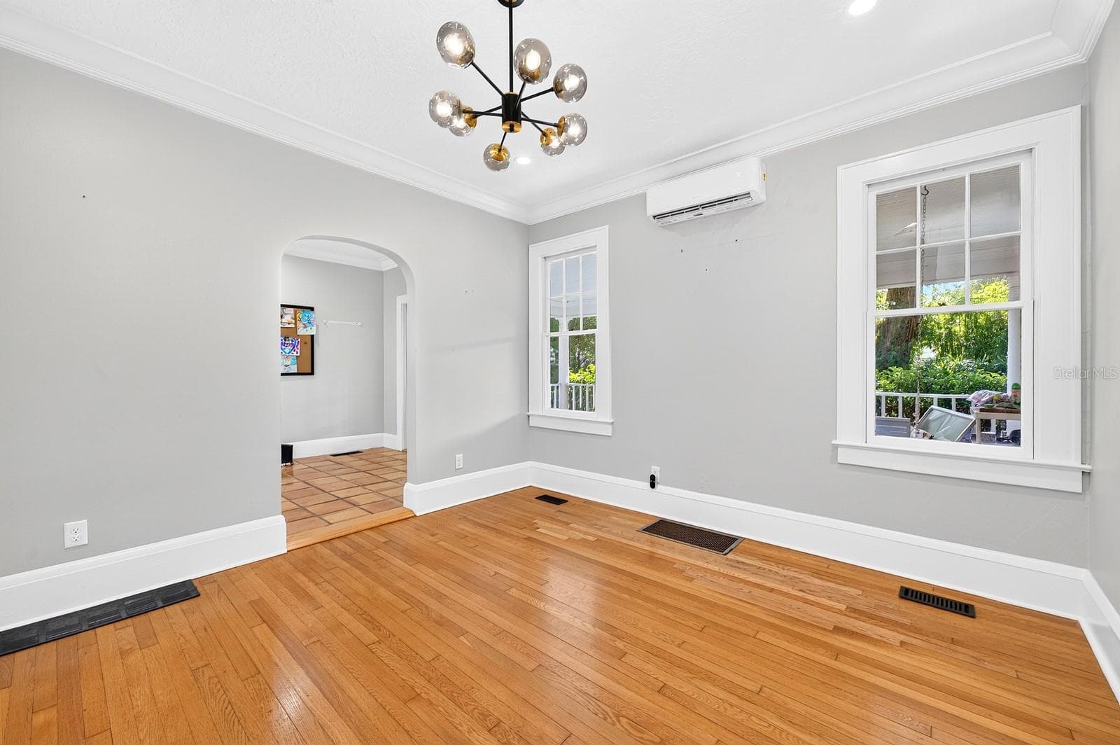 Single Family Residence at 128 WISTERIA AVE, ORLANDO, photo 12 of 53